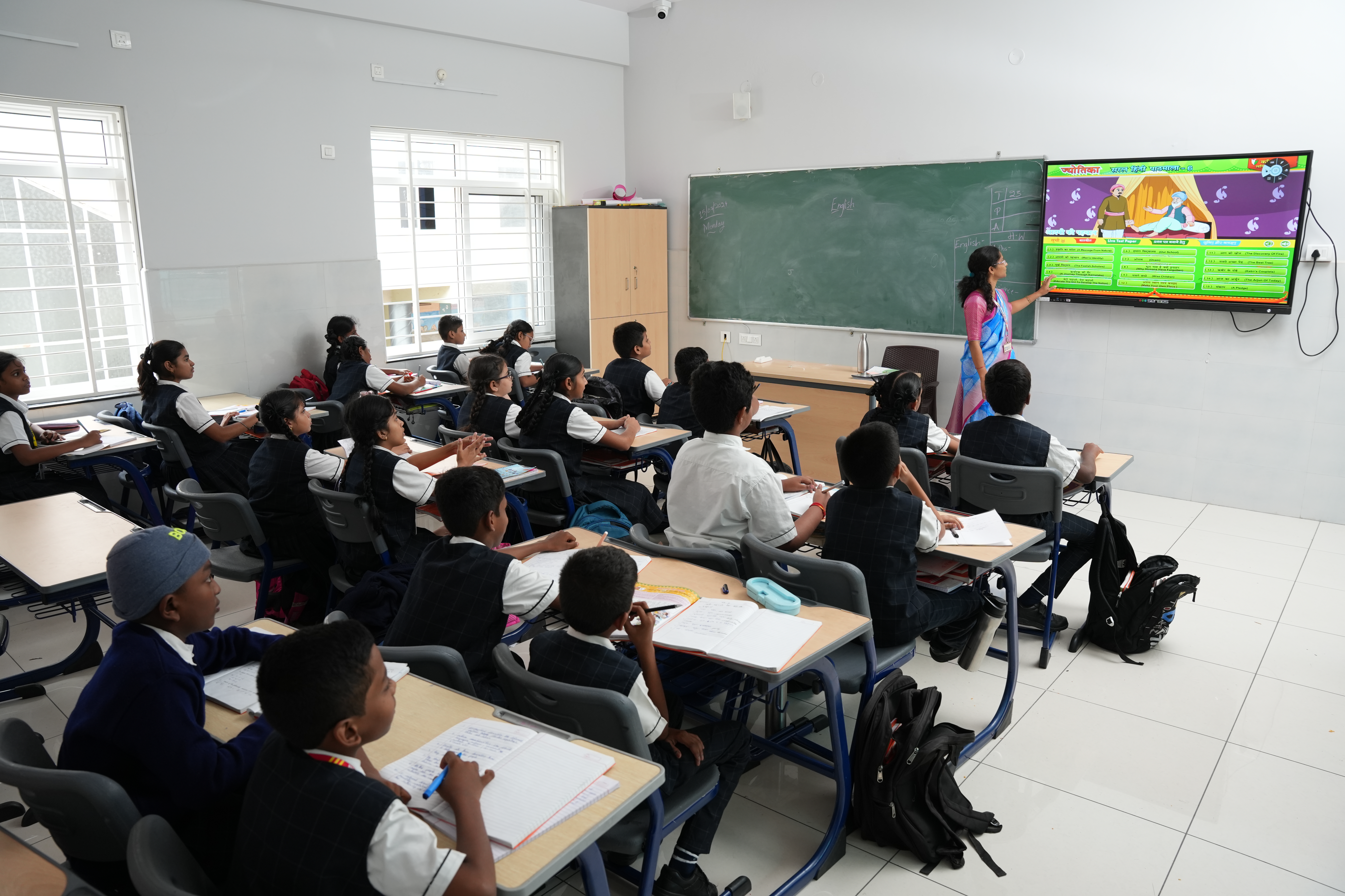 Smart Classroom Image 2